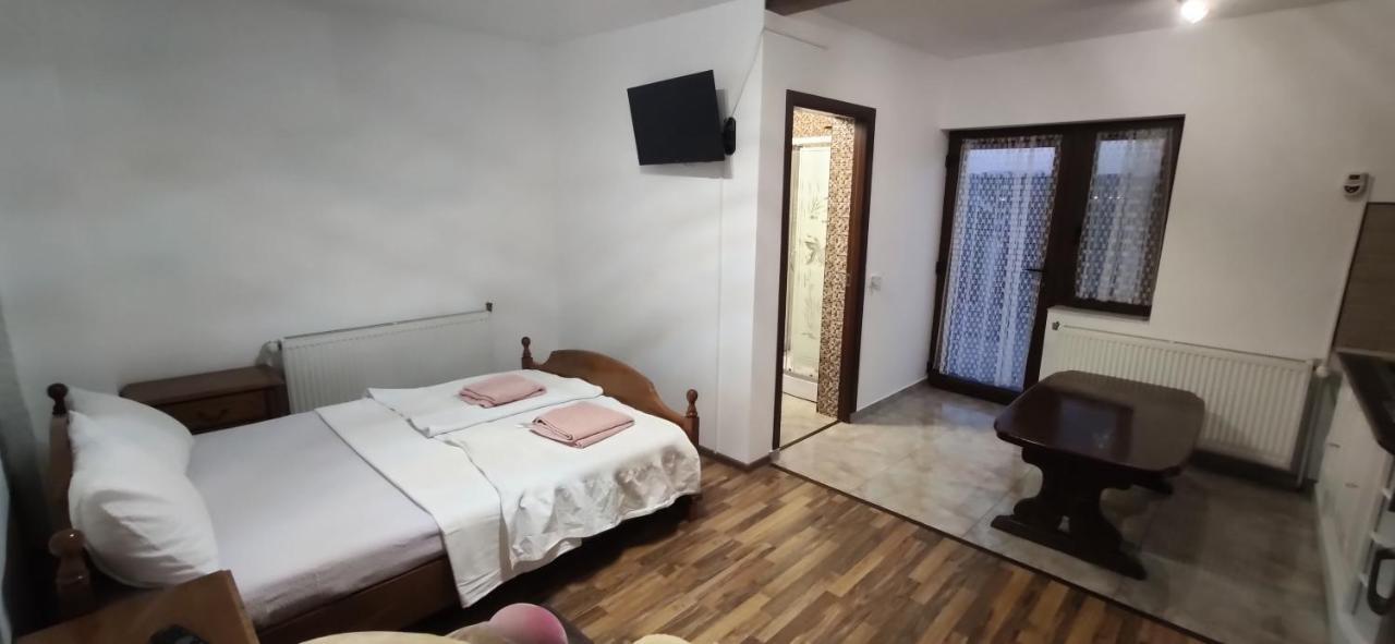 Casa Orsi Appartement Turda Buitenkant foto